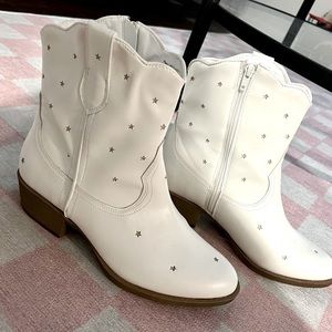 Arula Starlight Wide Width Boots